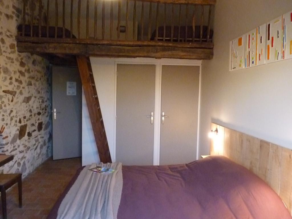 Chambres D'Hotes Le Chateau Rouge Saint-Germain-sur-Moine Eksteriør billede