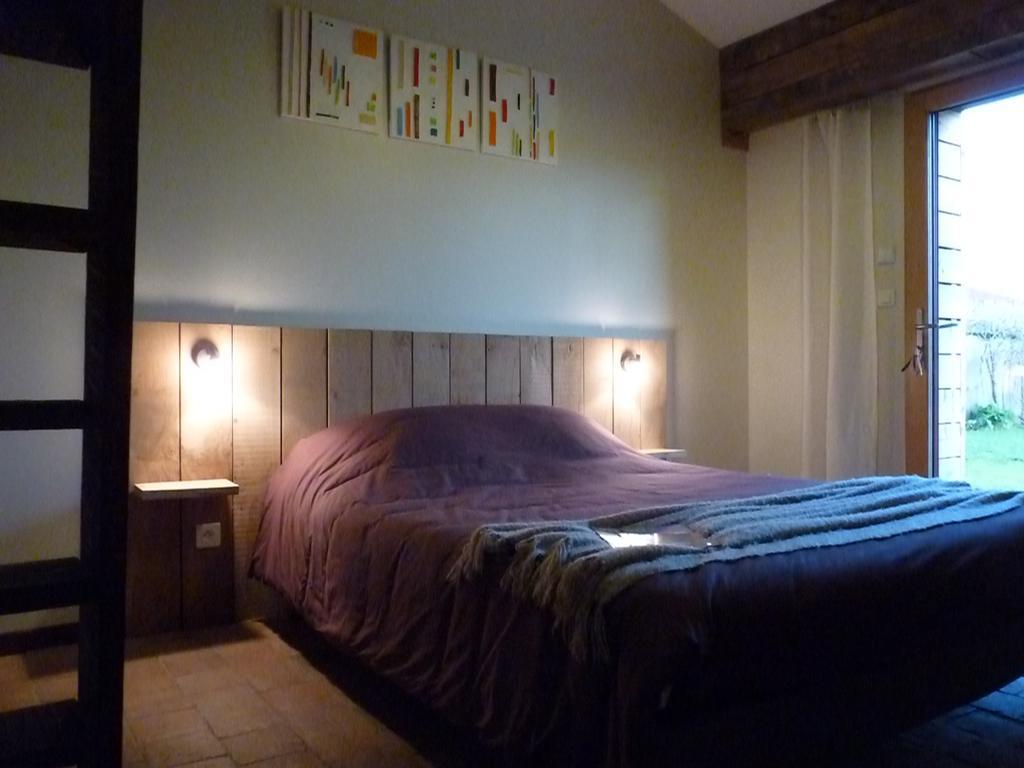 Chambres D'Hotes Le Chateau Rouge Saint-Germain-sur-Moine Eksteriør billede